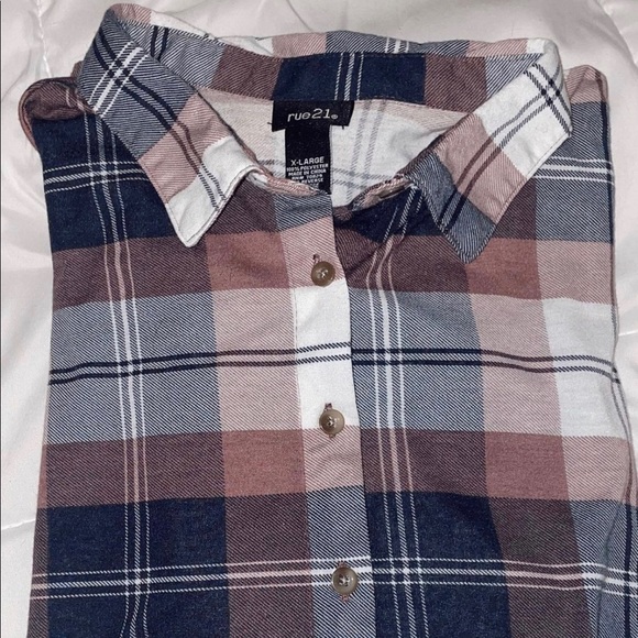 flannel - Picture 3 of 4